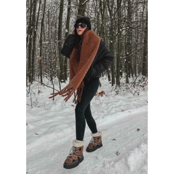 EMU Australia Women's Blurred Suede &
Sheepskin Boots - Picture 10 of 10